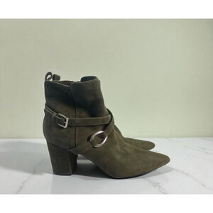 White House Black Market Devon Green Suede Ankle Bootie Side Buckle Chic Sz 9.5